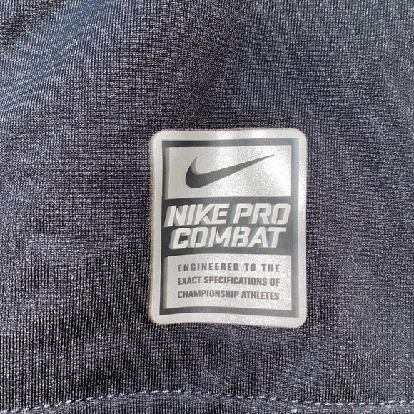 Nike Pro Combat Compression Short Sleeve - Picture 2 of 4